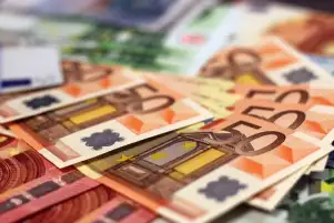 سعر اليورو اليوم الأربعاء 23-11-2022 فى بداية التعاملات البنكية مقابل الجنيه