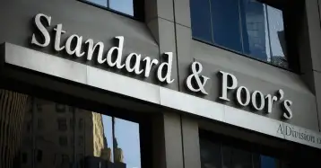 ستاندارد آند بورز ترفع التصنيف الائتماني لسلطنة عمان