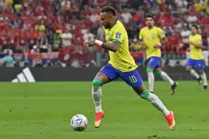مدرب البرازيل: نيمار استثنائي.. ولا نعتمد على لاعب واحد
