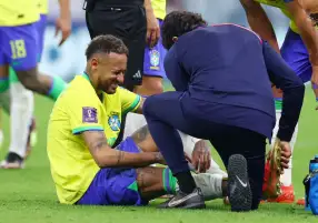 كأس العالم ..والد نيمار: نجلي سيشارك مع المنتخب البرازيلي في المباراة النهائية