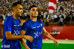 نيمار يخوض التدريبات البدنية مع لاعبي الزمالك