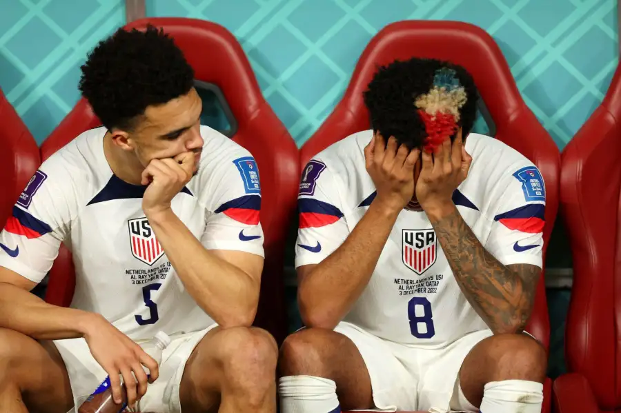 كأس العالم.. الحسرة تسيطر على لاعبي أمريكا بعد الهزيمة من هولندا