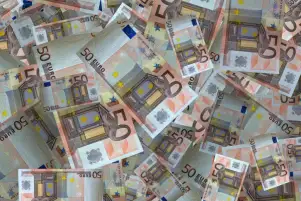 سعر اليورو اليوم الإثنين 5-12-2022 في بداية التعاملات بالبنوك في مصر