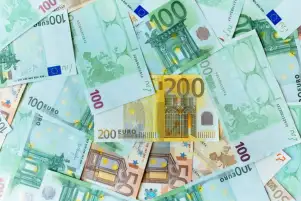سعر اليورو اليوم الخميس 8-12-2022 في بداية التعاملات