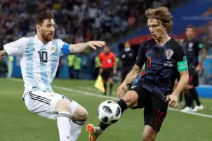 كأس العالم.. موعد مباراة الأرجنتين وكرواتيا في نصف النهائي