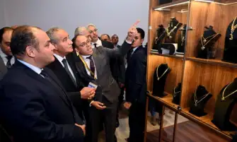 وزيرا التموين والصناعة يتفقدان معرض نبيو للذهب بمشاركة كبرى الشركات المحلية والعالمية