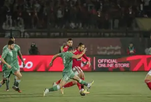 الأهلي يواصل صدارته للدوري بالفوز على الاتحاد السكندري