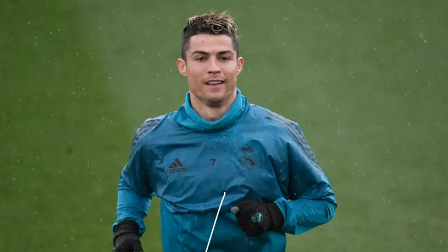 بعد فترة تدريبه في ريال مدريد.. رونالدو يتجه إلى دبي