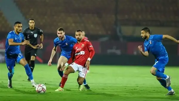شوبير: الأهلي يعاقب أفشة.. واجتماع عاصف من كولر مع اللاعبين