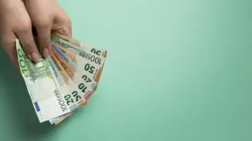 سعر اليورو اليوم السبت 24-12-2022 مقابل الجنيه المصري