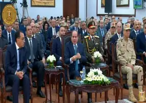الرئيس السيسي: الضغط على الدولار يقل كلما انخفض حجم الاستيراد