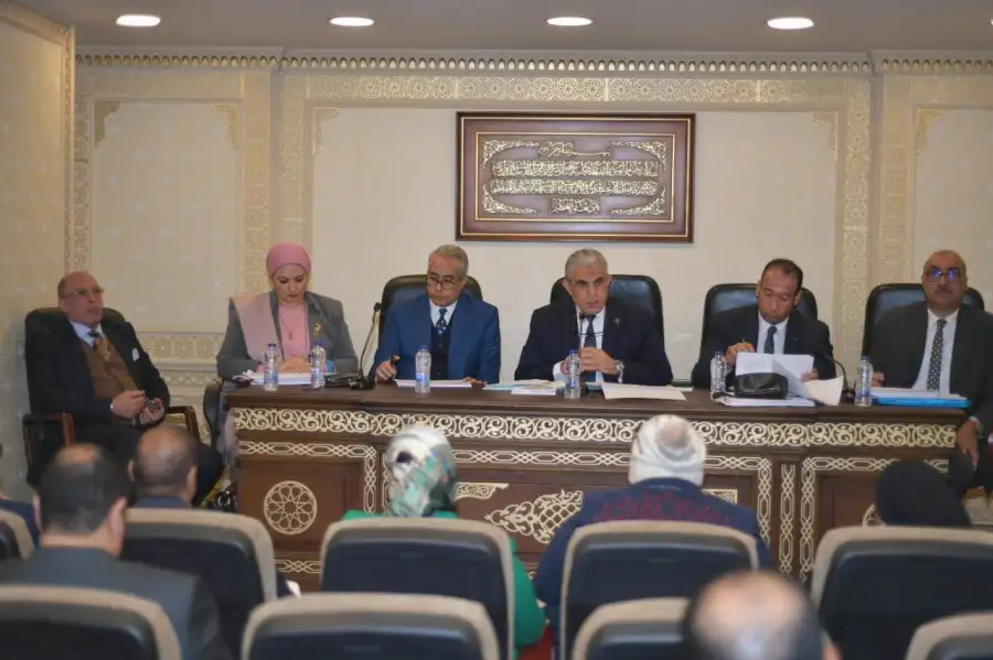 القوى العاملة في النواب توافق على استثناء العمالة المنزلية من قانون العمل