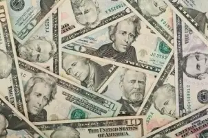 سعر الدولار اليوم الأربعاء 28-12-2022 ببداية التعاملات في البنوك المصرية