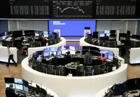 ارتفاع أسهم شركات السلع الفاخرة الأوروبية مع رفع القيود على السفر في الصين