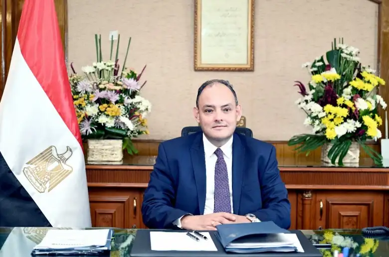 وزير الصناعة: طرح 5 مجمعات صناعية ومنح أكثر من 16 ألف رخصة تشغيل