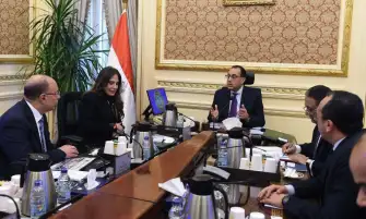 مدبولي يوجه بإعلان نتائج عدد من المسابقات المركزية ويوجه بتسليم النتائج للوزارات المعنية لإعمال شئونها
