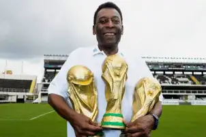 البرازيل تعلن الحداد 3 أيام على وفاة بيليه