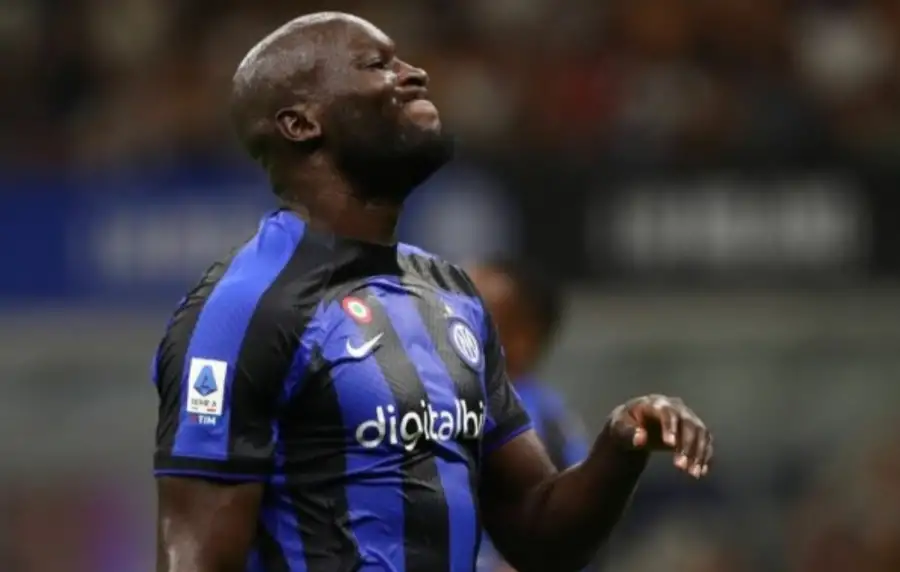 لوكاكو يطالب بتولي تيري هنري تدريب منتخب بلجيكا