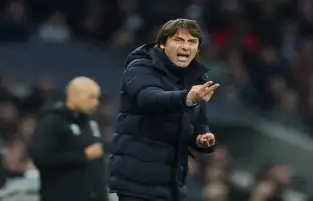 كونتي: نفعل المستحيل لننافس على الدوري الإنجليزي