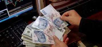 تركيا تضغط على البنوك لتخفيف برنامج لحماية الليرة