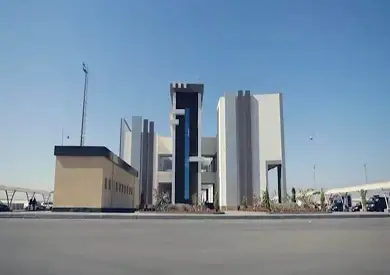 بالصور.. محافظ القاهرة: سوق السيارت الجديد يضم 7 بنوك و28 مكتبا مروريا ونيابيا