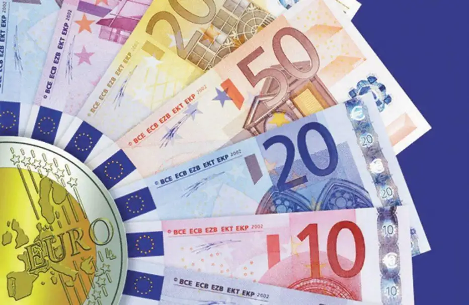سعر اليورو اليوم الأحد 8-1-2023 أمام الجنيه المصري