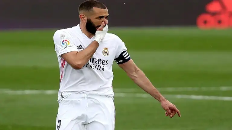 بنزيما يقود تشكيل ريال مدريد أمام فالنسيا