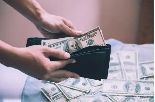 سعر الدولار اليوم الخميس 12-1-2023 مقابل الجنيه المصري في بداية التعاملات البنكية