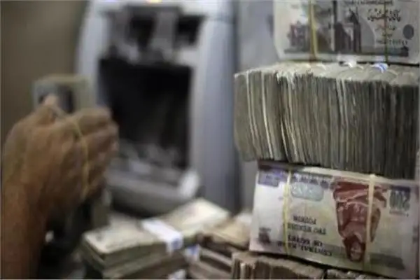 خبراء: الاقتصاد المصري يعيش بوادر الركود التضخمي