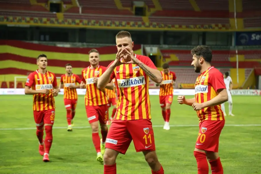 قيصري سبور يقسو على سيفاس سبور في الدوري التركي