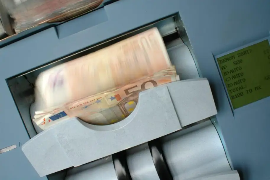سعر اليورو اليوم الأحد 15-1-2023 في البنوك المصرية ببداية التعاملات