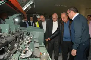 وزير قطاع الأعمال يتابع مستجدات تنفيذ المصانع الجديدة وموقف توريد الماكينات الحديثة بشركة غزل المحلة
