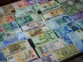 أسعار العملات اليوم الإثنين 16-1-2023 ببداية التعاملات في مصر