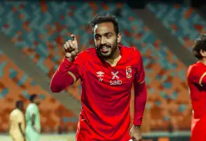 الأهلي يهزم الزمالك 5-1 في القمة 125