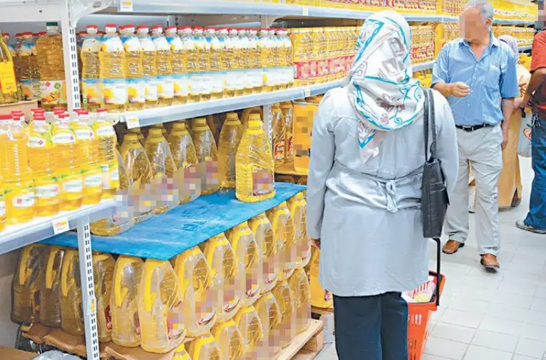 الجمارك تفرج عن 50 ألف طن زيوت وطرحها الأسبوع الجاري بالسوق