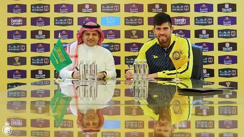 النصر السعودي يسعى لتسجيل الأرجنتيني أجوستين روسي