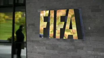 فيفا يؤكد هيمنة الأندية الإنجليزية على سوق انتقالات اللاعبين خلال 2022