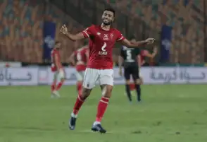 فرج عامر: سموحة تعاقد مع ثلاثي الأهلي مجانًا