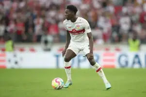 كريستال بالاس يضم الفرنسي أحمادا من شتوتجارت