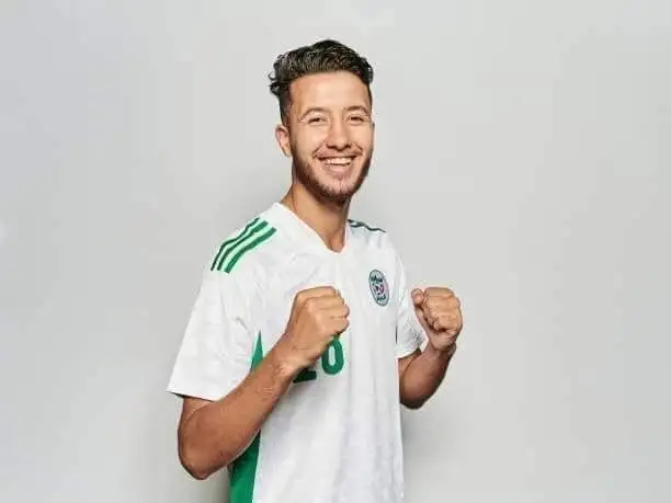 الجزائري مريزيق أفضل لاعب في أمم إفريقيا للمحليين