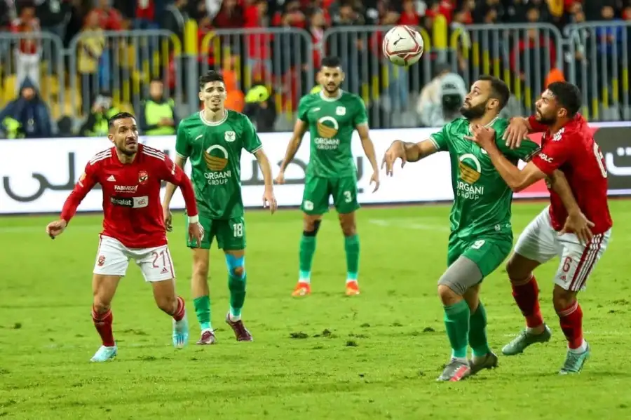 لاعب المصري يرحب بتجديد عقده