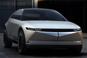 موقع "cars.com" يختار "هيونداي أيونيك 5" أفضل سيارة كهربائية فى 2023