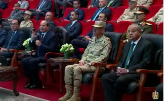 السيسي عن طرح شركات تابعة للدولة والقوات المسلحة بالبورصة أو للاستثمار الخاص: يتيح تقديم أداء أفضل