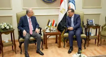 وزير البترول يبحث مع نظيره الفلسطيني سبل النهوض بالتعاون في الأنشطة البترولية