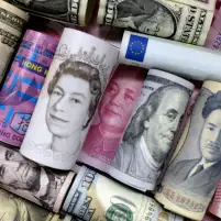 أسعار العملات اليوم الخميس 16-2-2023 مقابل الجنيه في مستهل التعاملات البنكية