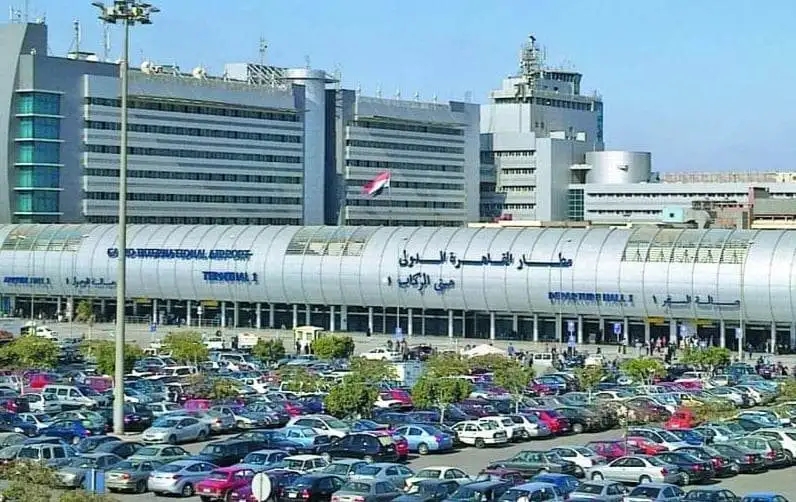 مصر تتفاوض مع الأمم المتحدة للحصول على تمويل إنمائي لإنشاء محطة طاقة شمسية جديدة بمطار القاهرة الدولي