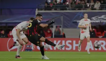 محرز يعادل رقم صلاح في دوري أبطال أوروبا