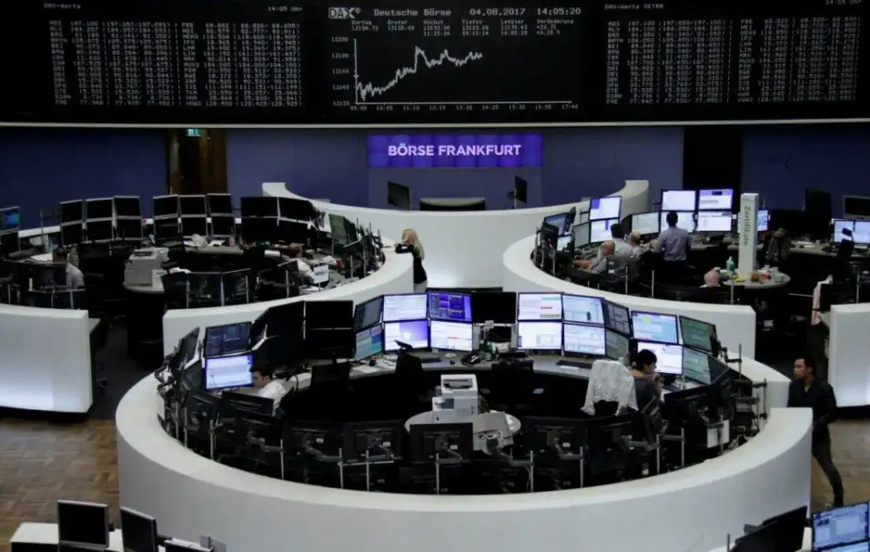 الأسهم الأوروبية تغلق الجمعة متراجعة وسط مخاوف استمرار رفع الفائدة