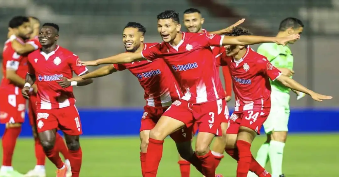 الوداد يقتنص صدارة الدوري المغربي بفوز مثير على أولمبيك خريبكة