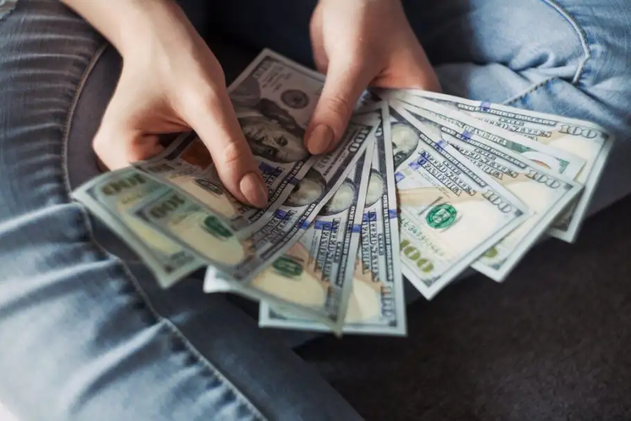 سعر الدولار اليوم الخميس 2-3-2023 في بداية التعاملات